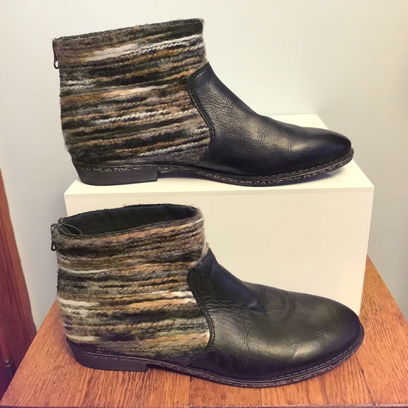 OBO Sending to ThredUp Wed. OTBT Tilton bootie Black leatherw/textile upper. EUC - Picture 2 of 16